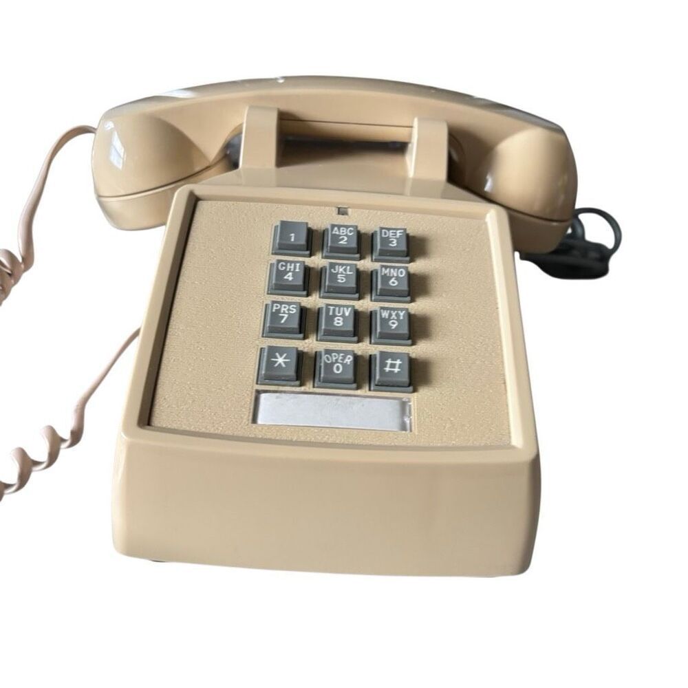 Cortelco RJ11C Vintage Tan Push Button Desk Phone *Tested* - Picture 3 of 9
